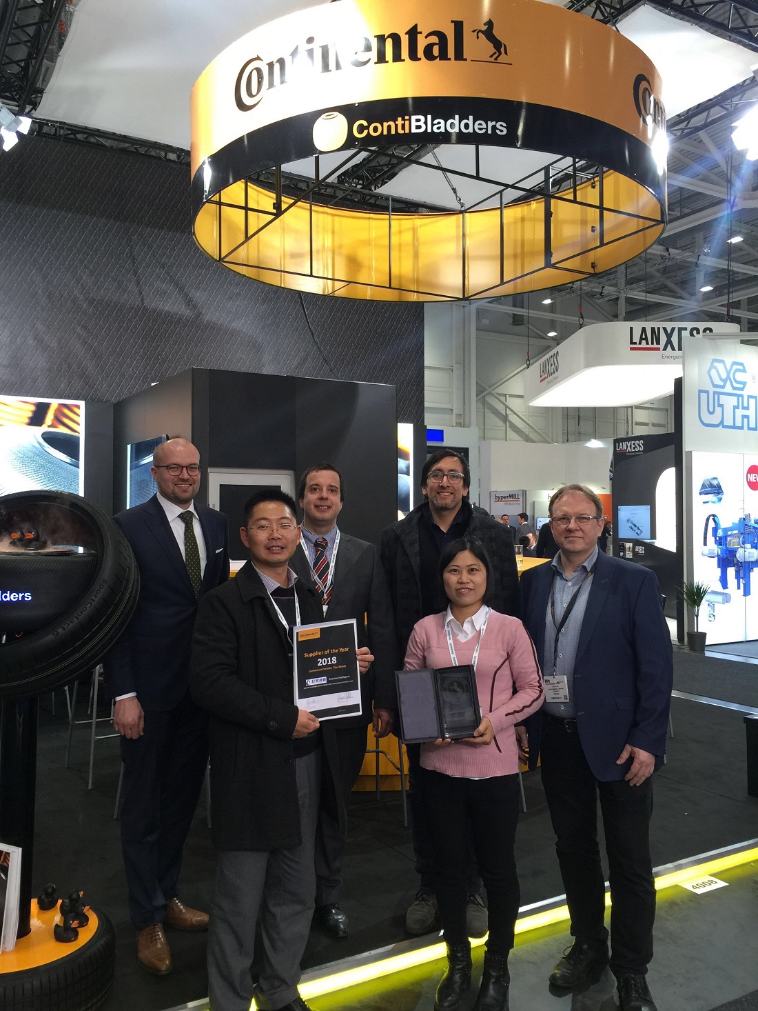 巨輪智能榮獲 德國大陸集團 2018年度最佳CVT(商用胎模具)供應商